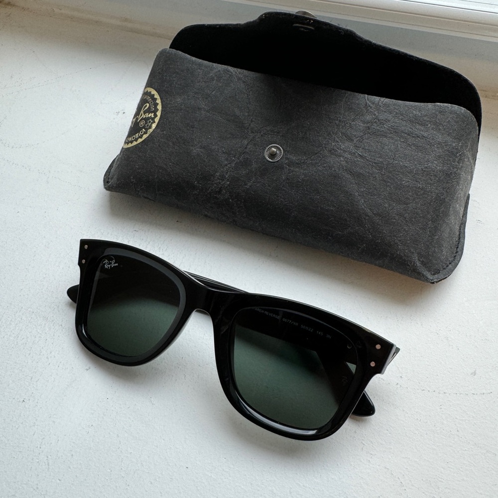 Ray-Ban Wayfarer Reverse Sunglasses - Picture 3 of 10